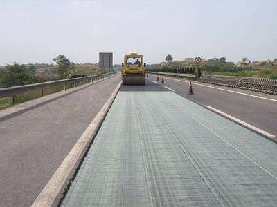 天津市紅橋區(qū)高速公路,防裂貼,貼縫帶,必選的土工材料,明星產(chǎn)品